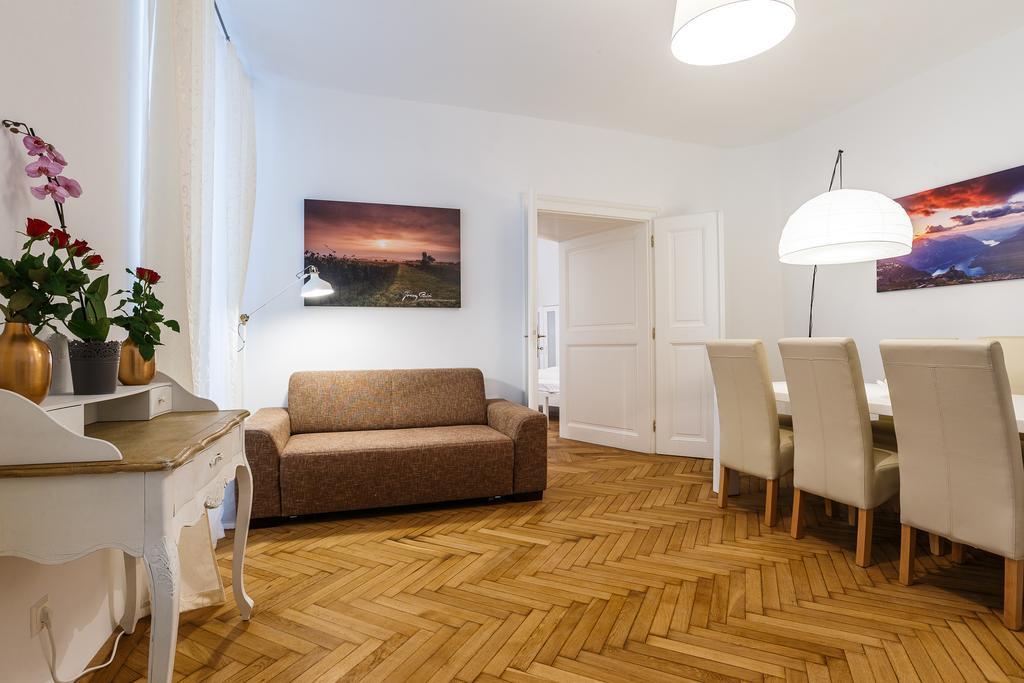 Ferienwohnung Judengasse Premium By Ichbucheat Wien Zimmer foto