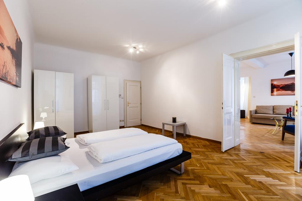 Ferienwohnung Judengasse Premium By Ichbucheat Wien Zimmer foto